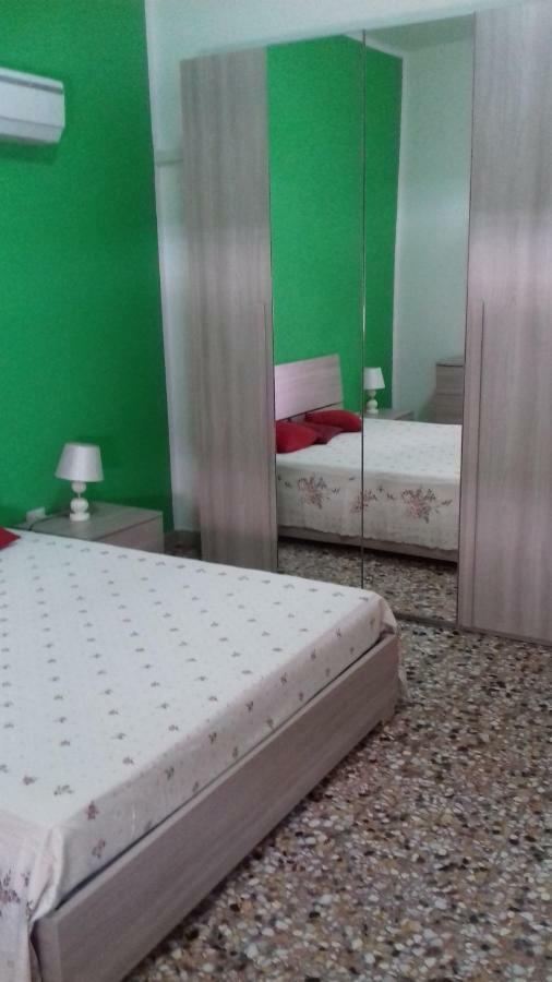 Camere In Affitto Сассарі Екстер'єр фото